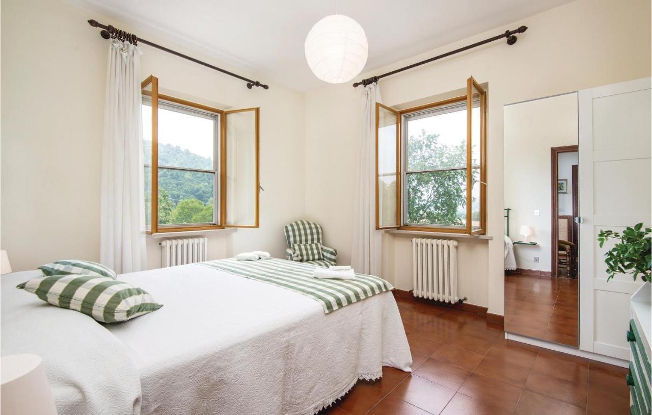 Amazing Home In Spoleto With Wifi Bazzano Inferiore Bagian luar foto